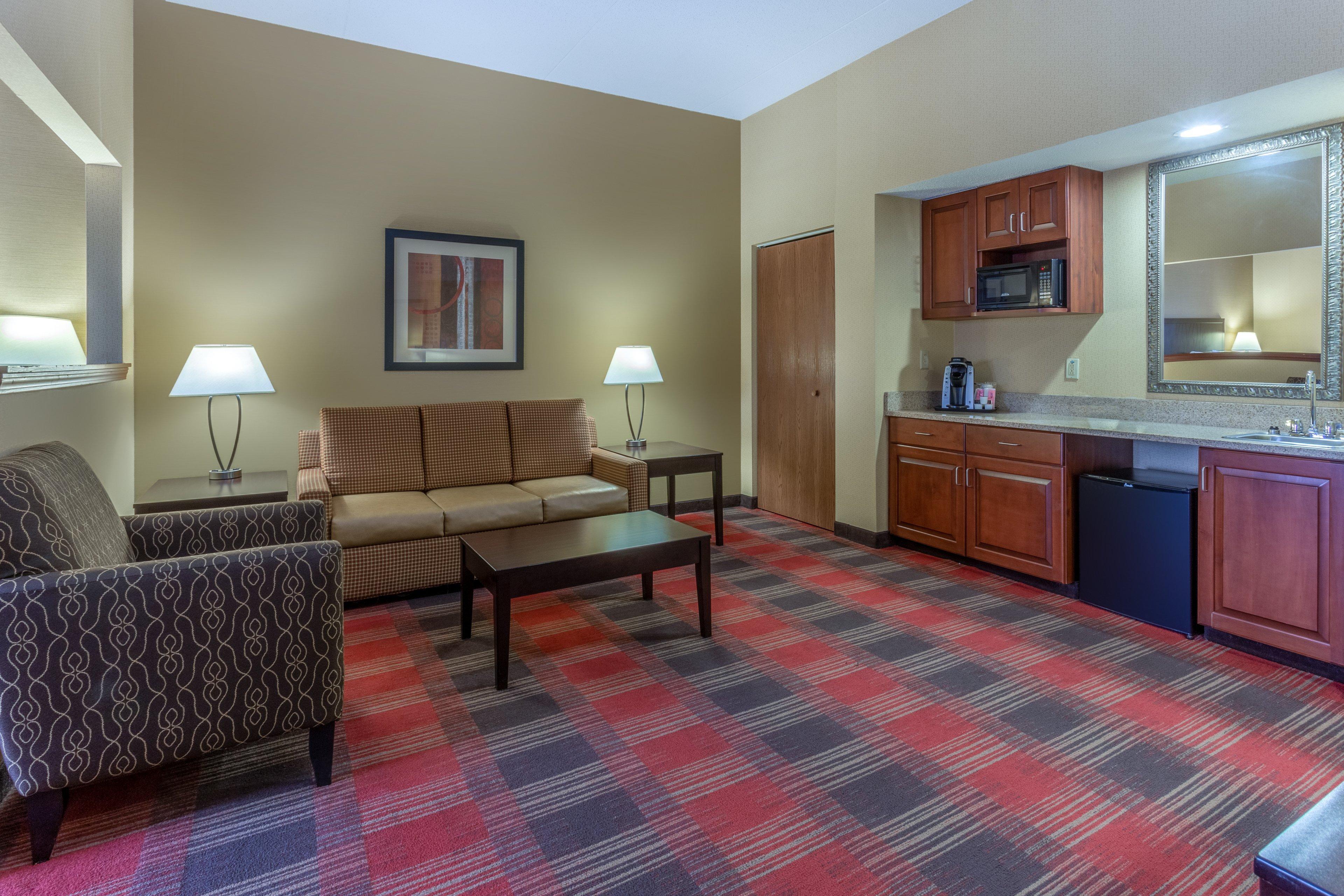 Holiday Inn Express Hotel & Suites Bowling Green By Ihg Exterior photo