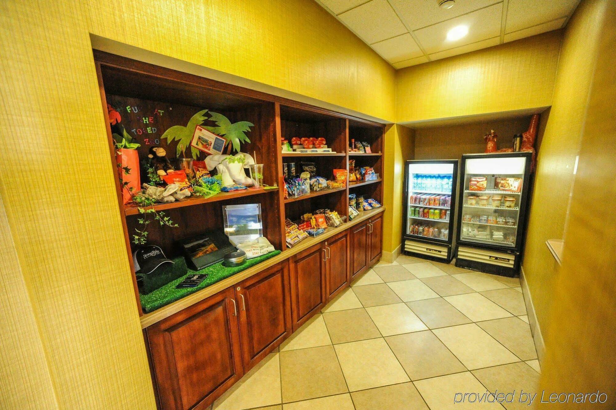 Holiday Inn Express Hotel & Suites Bowling Green By Ihg Exterior photo